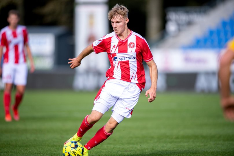 Fabio Schneider leverede et godt indtryk, da han fik en halvleg for AaB i træningskampen mod Hobro