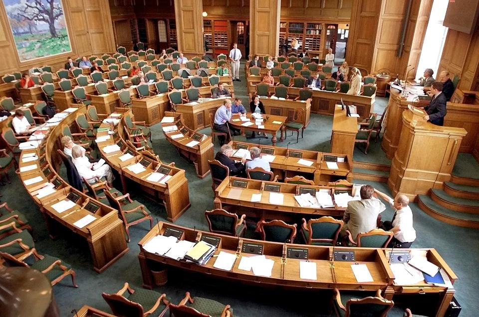 Om få uger får store bededag kniven. Det vurderer flere beskæftigelsesordførere i Folketinget. <i>Foto: Torben Hansen</i>