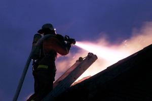 Brand i vildmosen: Nu skal politiet finde årsagen