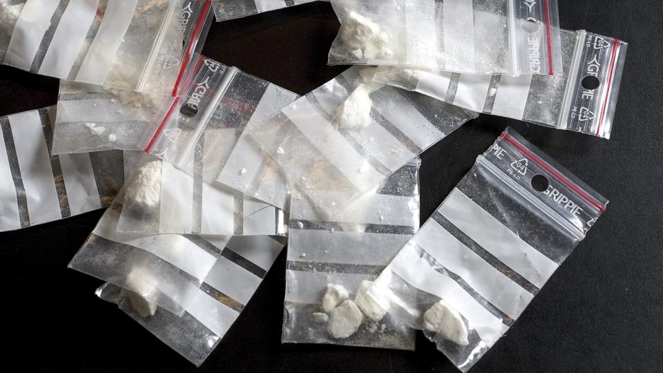Den 43-årige mand var blandt andet i besiddelse af næsten 300 gram kokain, da politiet slog til. <i>Arkivfoto: Lars Pauli</i>