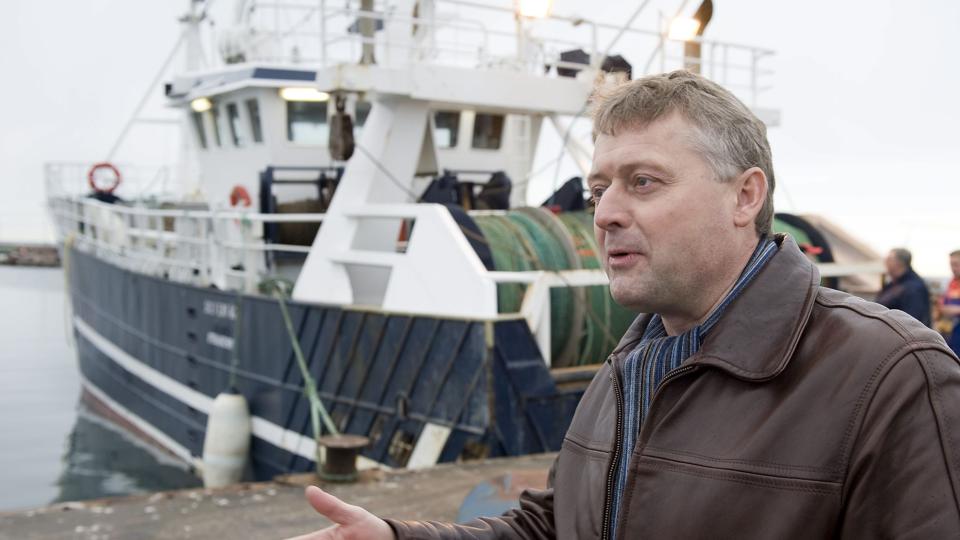 - Fiskerne kan efterhånden ikke overskue alle de regler, de skal opfylde. Det giver stor usikkerhed om fremtiden, siger Claus Hjørne Pedersen, formand for Strandby Fiskeriforening. Arkivfoto: Carl Th. Poulsen <i>Carl Th. Poulsen</i>