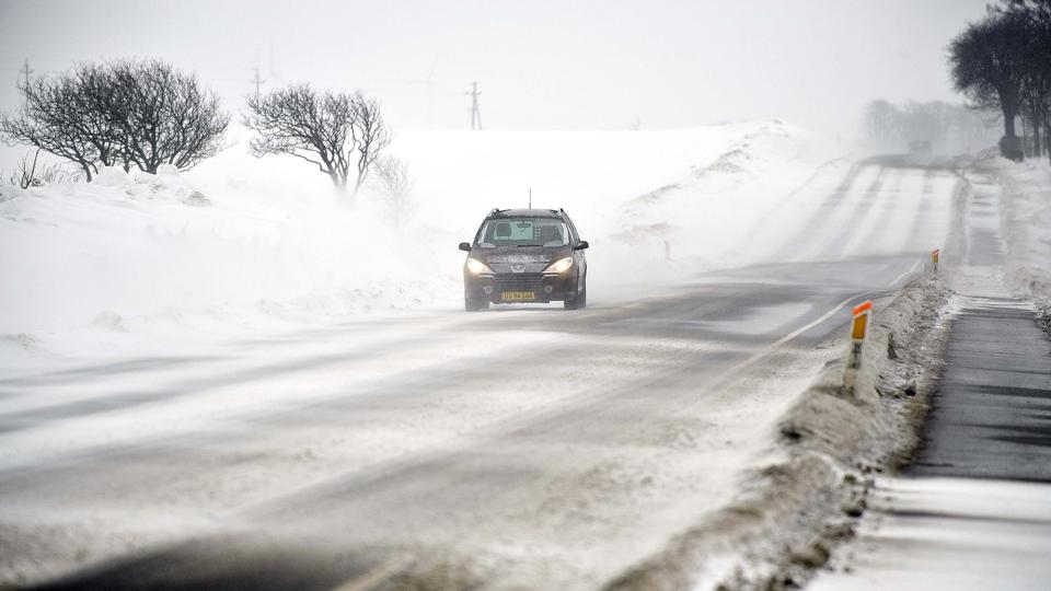 Søndag ved middagstid går det løs med sne og blæst over Nordjylland. Arkivfoto <i>Pressefotograf Claus Søndberg</i>