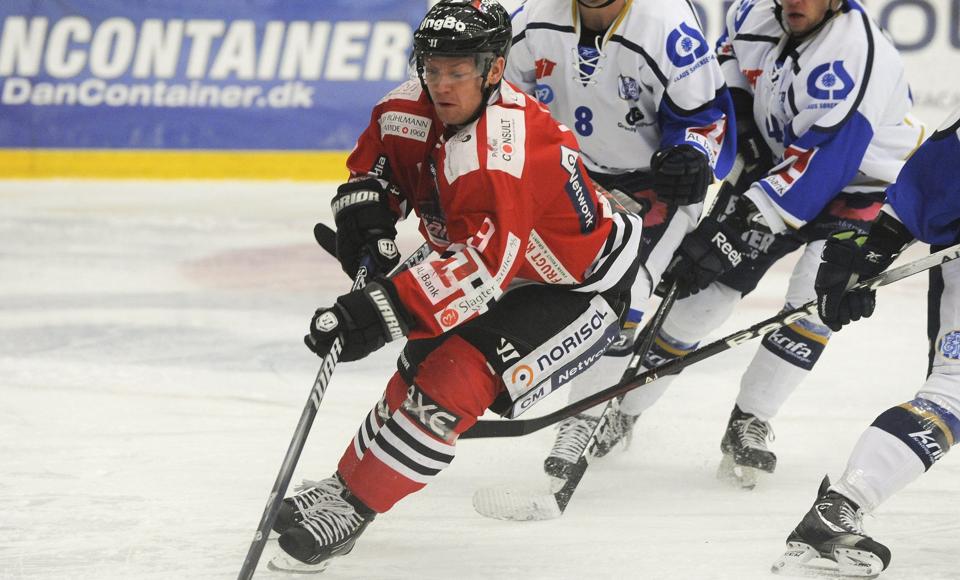 Der var masser af drama, da piraterne tog imod Esbjerg tirsdag, og det kan sagtens gentage sig i aften. Foto: Michael Bygballe <i>Michael Bygballe</i>