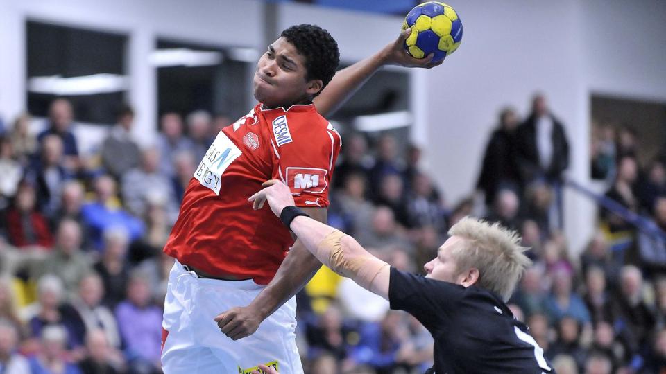 Mads Mensah Larsen var langt under niveau i Ringsted. Foto: Michael Koch.