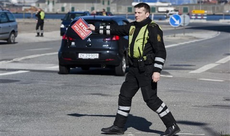 Bøderne for at overtræde reglerne i trafikken er steget markant. Arkivfoto