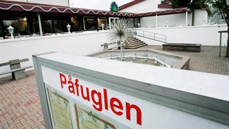 At opgradere den tidligere restaurant til nutidig standard ville koste fire millioner kroner, og derfor blev bygningen i første omgang dømt til nedrivning. Med Platform 4 som indflytter er det ifølge borgmester Henning G. Jensen begrænset, hvad der s