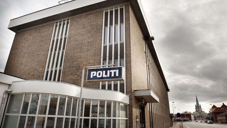 En mand ligger nu i koma efter et værtshusslagsmål. Det oplyser politiet i Frederikshavn. Arkivfoto: Peter Broen.