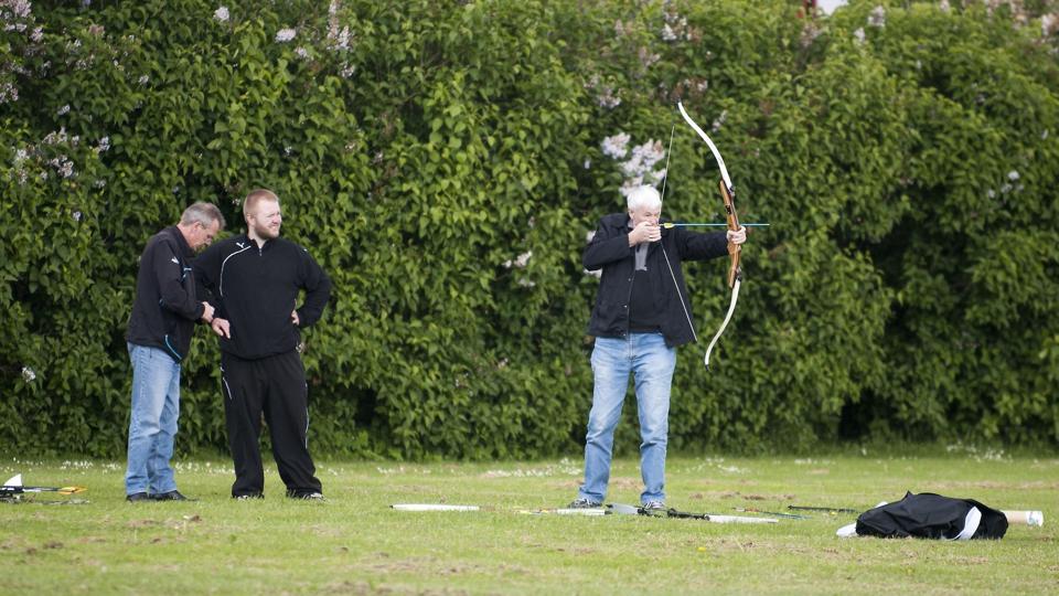Bueskydning kræver præcision, fastslår Allan Karstrøm, der kommer fra Jammerbugt.Foto: Hans Ravn <i>Hans Ravn</i>