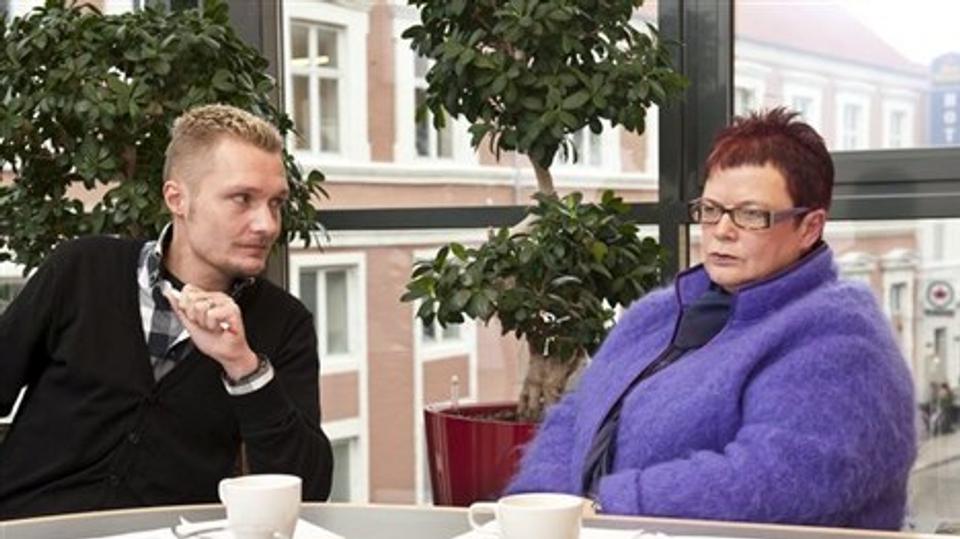 Birthe Marie Pilgaard blev mandag officielt valgt som S Frederikshavns kandidat til borgmesterposten. Bestyrelsesformand Danni Munk Andersen blev genvalgt. Foto: Carl Th. Poulsen