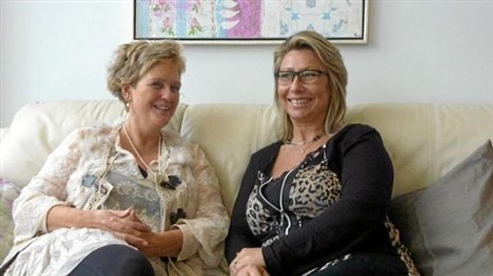 Christina Ørskov (th) vil som protektor for Kirsten Kristensens forening, Sundhed & Trivsel, bane vej til de maritime virksomheder på havnen.