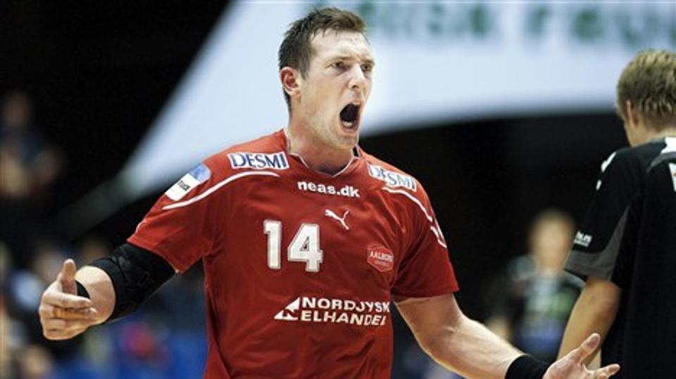 Jacob Bagersted og resten af Aalborg Håndbold hentede søndag en sejr på 24-22 i Skanderborg. Foto: Lars Pauli.