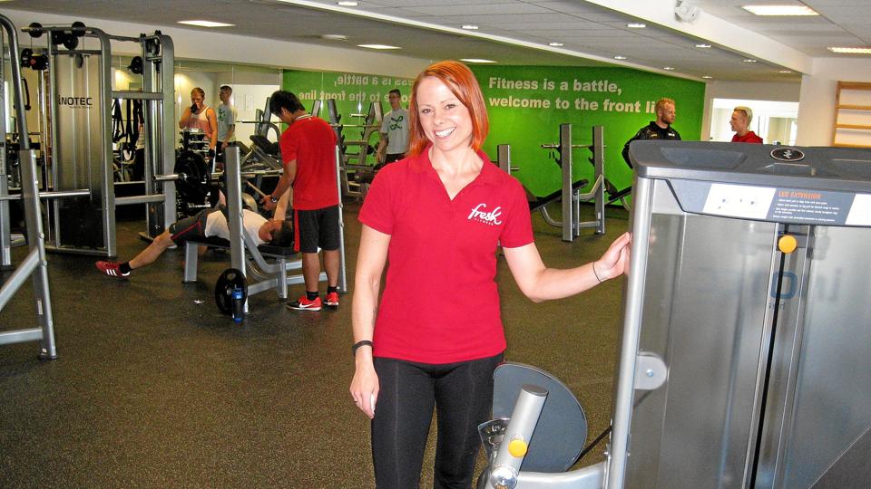 Centerleder i det nyåbnede fitnesscenter i Kennedy Arkaden, Fresh Fitness, er Rikke Vammen. Hun er fotograferet i centrets styrketræningslokale på førstesalen i de nyindrettede lokaler. Foto: Privatfoto <i>Privatfoto</i>