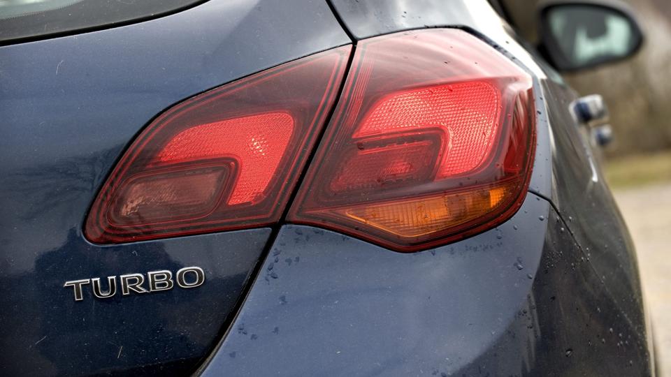 Paradoksalt nok har Opel et meget rost modelprogram - alligevel formår tyskerne ikke at tjene penge. <i>Lars Pauli</i>