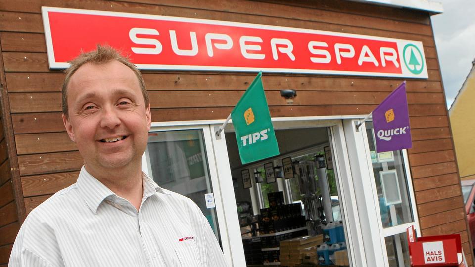 Jan Toldbod udvider åbningstiden i Super Spar i Gandrup. Fremover holdes der åbent alle ugens dage mellem 7 og 21. Foto: Allan Mortensen <i>Allan Mortensen</i>