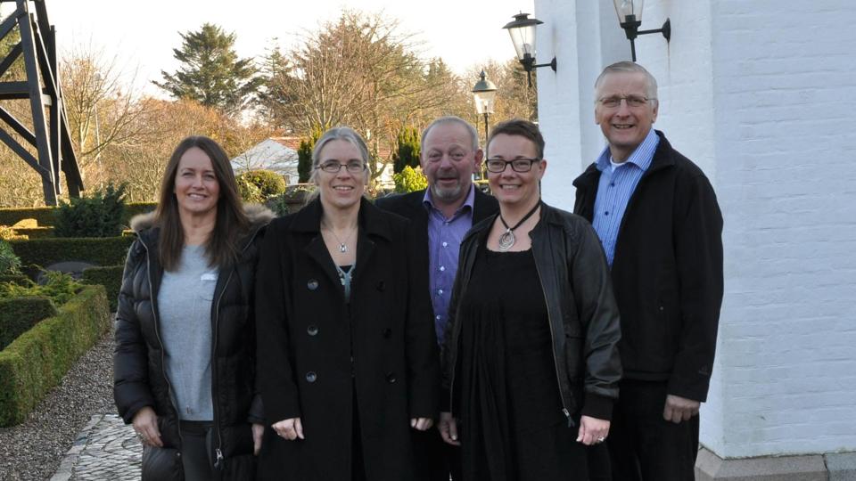 Kirsten Skrubbeltrang, Elsebeth Madvig, Tommy Iversen, Ann-Katrine Nielsen og Niels Ole Volhøj udgør det nye menighedsråd i Tversted.Privatfoto