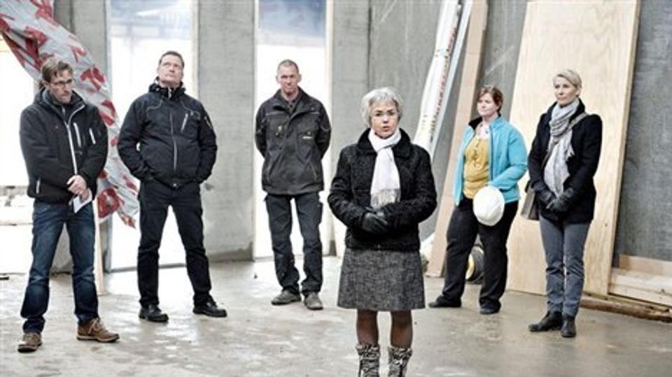 Borgmester Anny Winther (V) havde i sin tale masser af lovord for den fleksibilitet, der var udvist ved byggeriet under problemerne med levering af godkendte betonelementer. Foto: Claus Søndberg