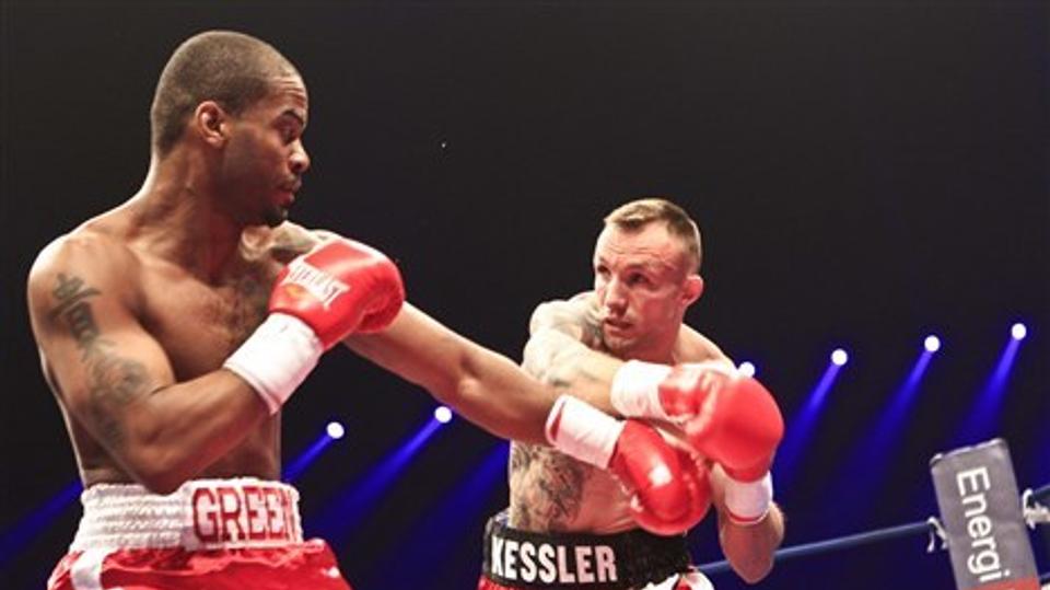 Mikkel Kessler Knockoutbesejrede Allan Green i fjerde omgang med et brag af et venstre hook. Foto: Scanpix