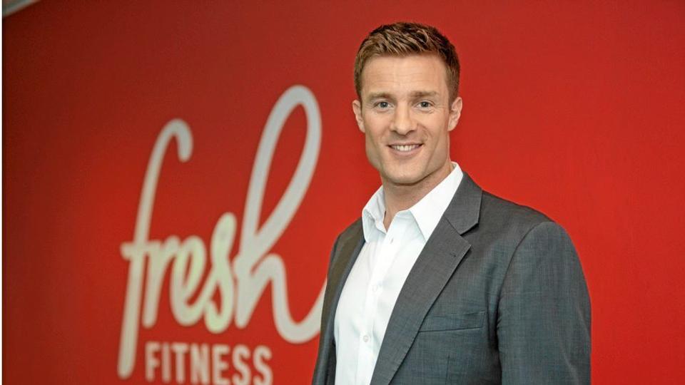Rasmus Ingerslev fra Fresh Fitness er klar til at åbne sit tiende fitnesscenter, som er placeret på Grønlands Torv i Aalborg. Foto: Fresh Fitness