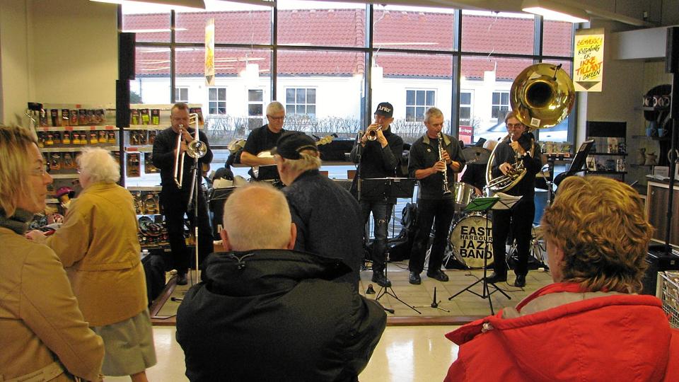 East Harbour Jazzband spiller til Medisterfest.Arkivfoto <i>Arkivfoto</i>