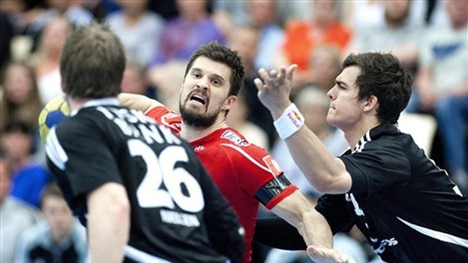 Kristian Kjelling har i næste sæson følgeskab af tre landsmænd i Aalborg Håndbold.
Foto: Torben Hansen.