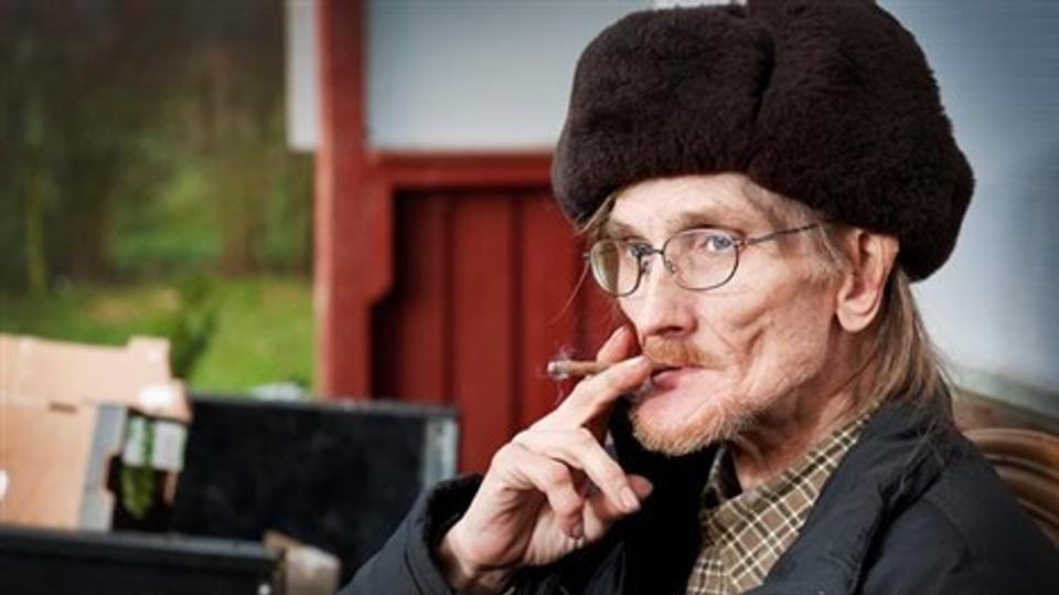 Lasse Jensen fortæller om sit liv som dyrt, socialt projekt. Han føler, at han er fanget i en pengemaskine - Alternativet ApS.