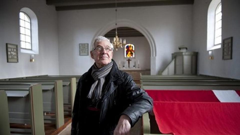Menighedsrådsformand Niels Erik Gregersen indser, at for få bruger Børglum Kirke. Foto: Hans Ravn