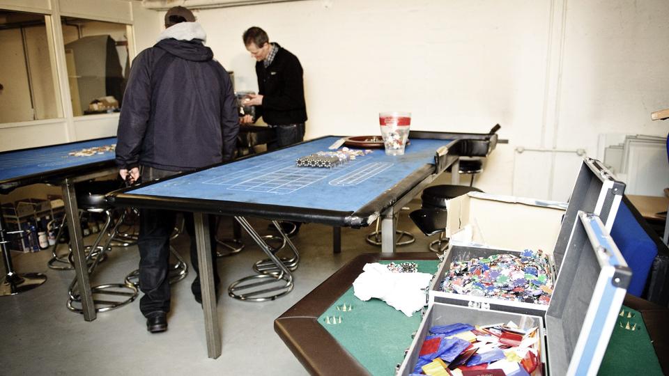 Det ulovlige kasino var blandt andet udstyret med to spilleborde, som politiet konfiskerede. Arkivfoto <i>Foto: Daniel Bygballe</i>