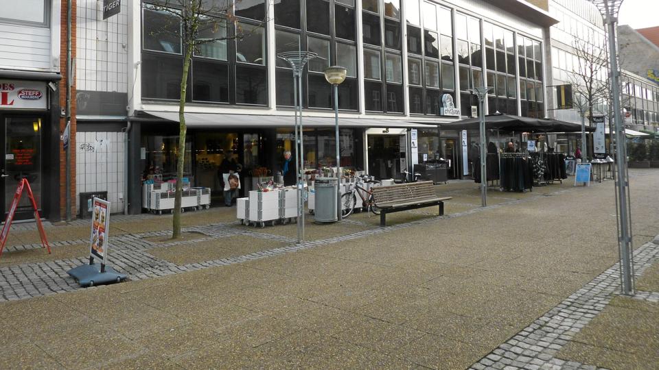 Det ser godt ud i Strømgade med den nye facade. Foto: Krumme