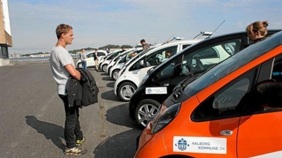 1200 har meldt sig som interesserede i at teste elbiler i Aalborg Kommune, men firmaet bag vil gerne have flere til at melde sig.