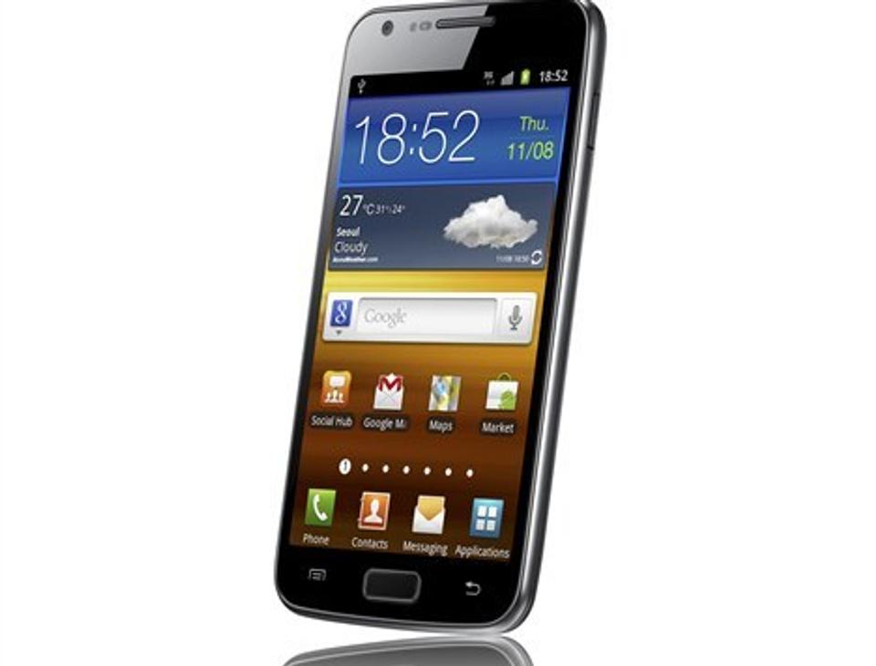 Samsungs populære mobil Galaxy SII - kan tåle at blive dybfrosset.