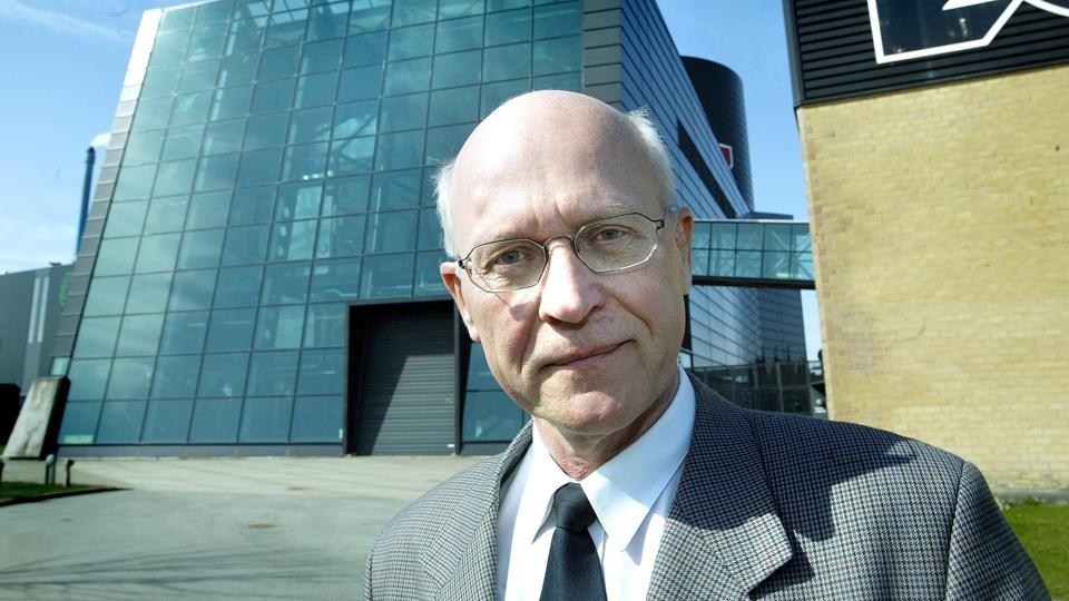 Formand for Hjørring Varmeforsyning, Flemming Simonsen orienterede om pænt varmeoverskud, der dog allerede er indregnet i priserne på fjernvarme. Foto: Hans Ravn <i>Pressefotograf Hans Ravn</i>