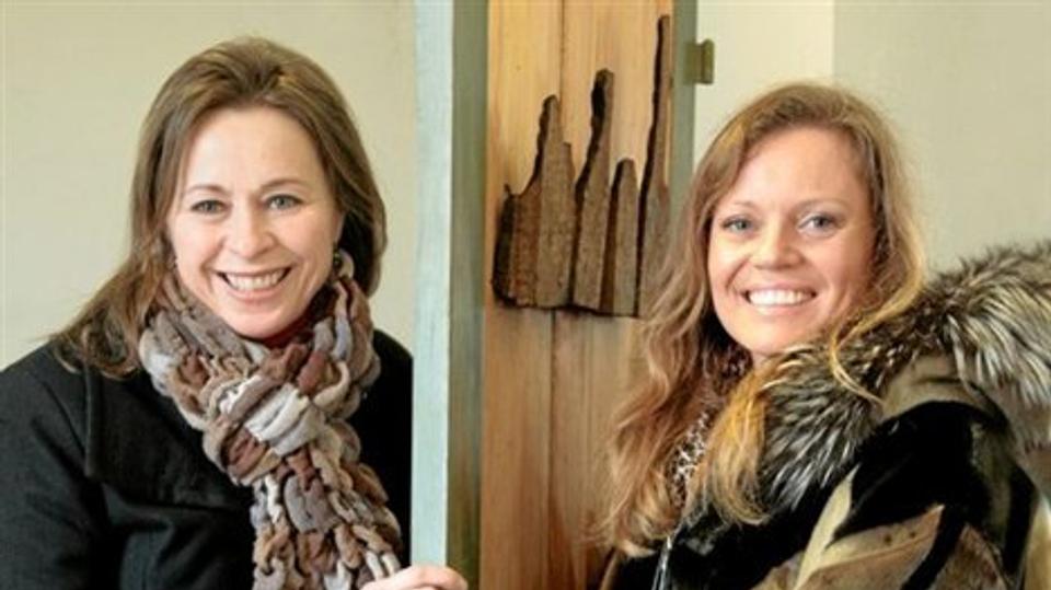 Kiss Jönsson (tv) og Peninna Risgaard, der er de bærende kræfter i Artdoors-projektet.
Pressefoto