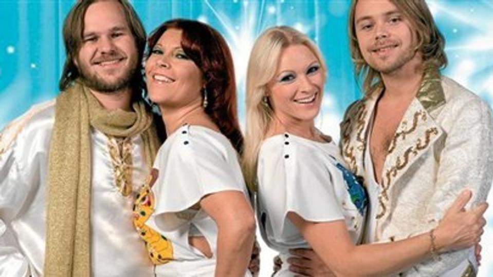 ABBA the Show - får fremragende anmeldelser. 3. marts kan showet opleves i Arena Nord.