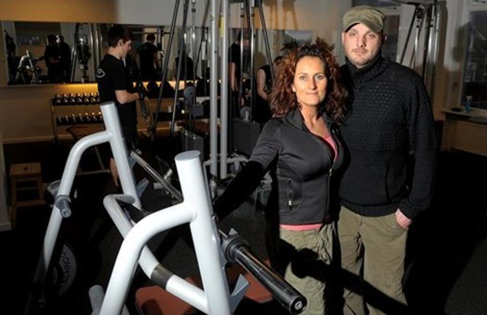 Martin Hundahl Jensen og Helle Kjær har overtaget Motion & Trivsel, som skifter navn til Thy Fitness. Foto: Peter Mørk