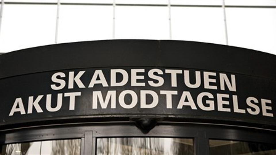 26-årig mand skyldig i tyveri af tjenestepistol på skadestue i aalborg. Arkivfoto