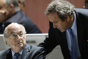 Anklagemyndighed tiltaler Blatter og Platini for bedrageri