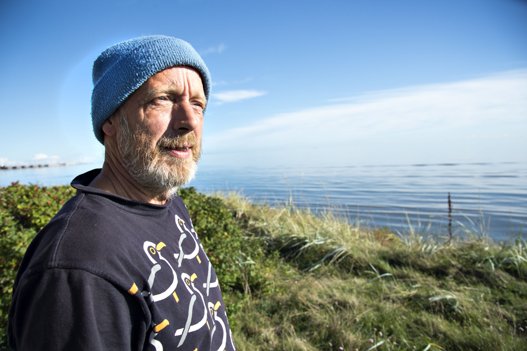 Dødsdom over elsket sommerhus: Claus skal fjerne kystsikring