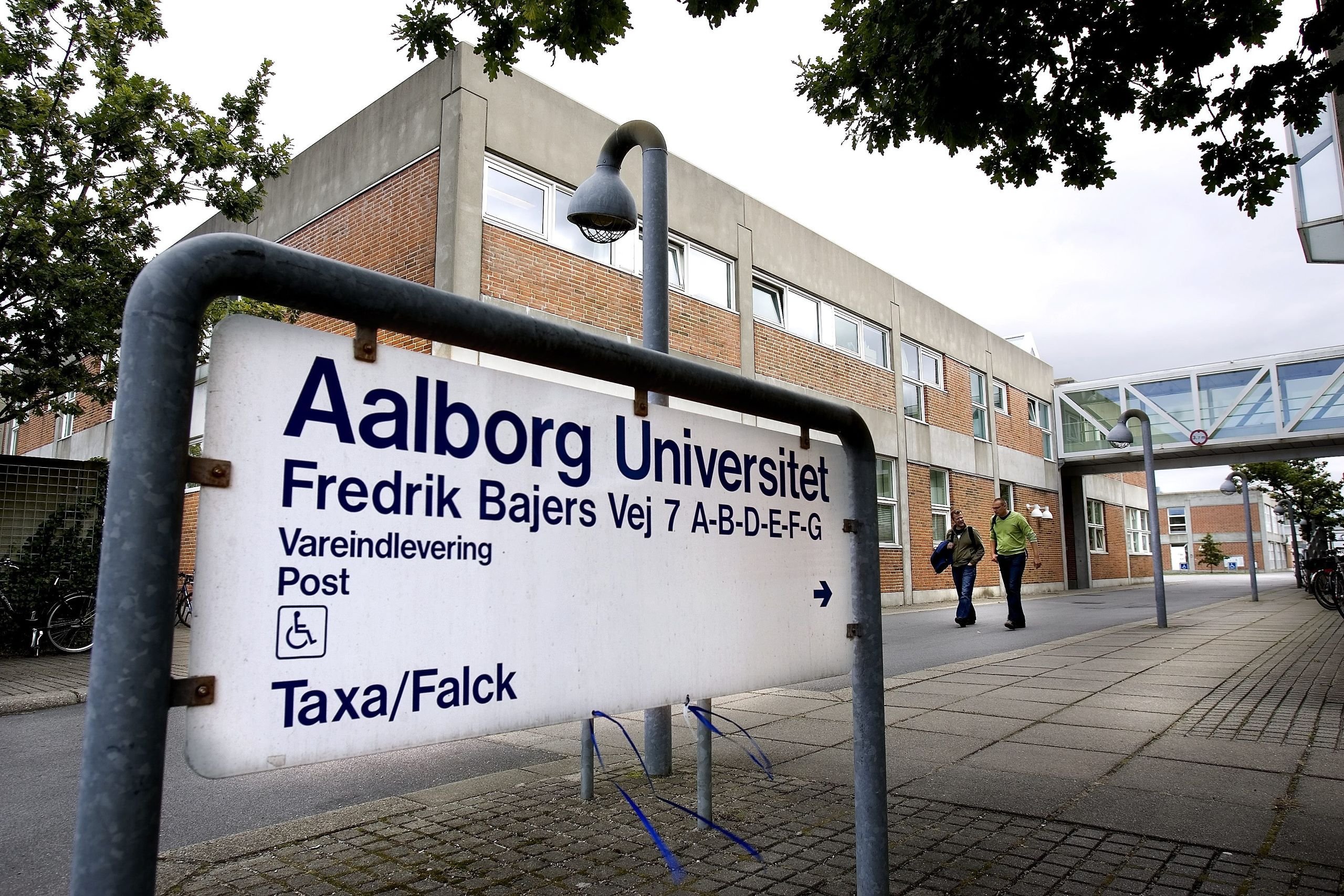 Efter mistanke om cyberkriminalitet: Aalborg Universitet regner først med systemadgang torsdag