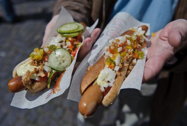 Spis så mange hotdogs som muligt på 15 minutter. Arkivfoto: Martin Damgård