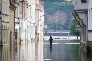 TV: Tyske byer drukner i oversvømmelser
