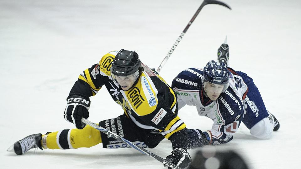 Frederikshavn faldt let i playoff-kamp, mente Herlevs Kim Staal. Dommerne kvitterede med et hav af udvisninger. Foto Peter Broen <i>Peter Broen</i>