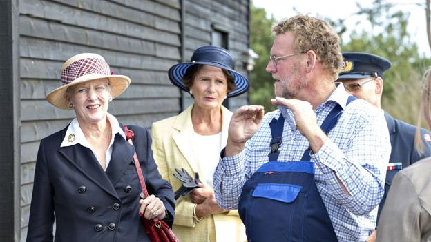 Da Dronning Margrethe besøgte Læsø i september 2013 fik hun ligesom tusindvis af andre gæster fornøjelsen af at høre Poul Christensen fortælle om saltsyderiet. Arkivfoto: Kim Dahl Hansen <i>Bent Bach</i>