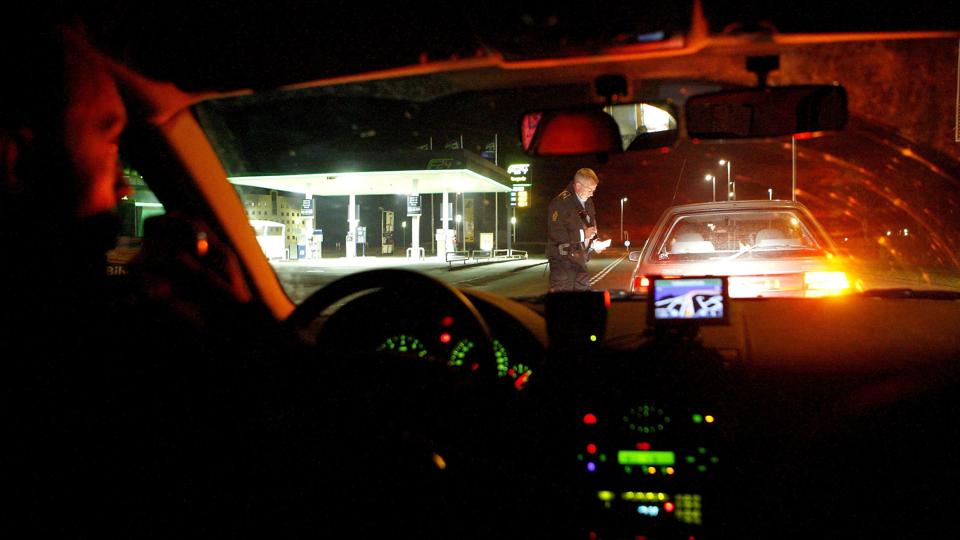 Politiet bistod Skat ved den natlige kontrol.Arkivfoto: Peter Mørk <i>Peter Mørk</i>