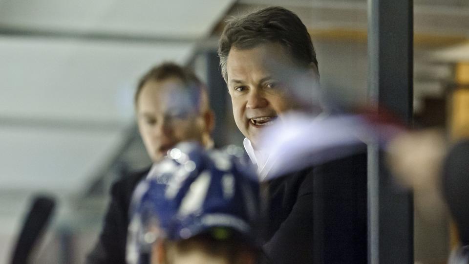 White Hawks' svenske træner glæder sig over at have en skadesfri trup, netop som slutspillet skærper til. Foto: Martin Damgård