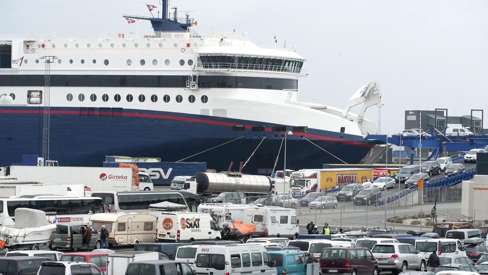 Antallet af personbiler og lastvogne, der i 2012 brugte færgeforbindelser fra Hirtshals, har aldrig været større. Der samme gælder antallet af passagerer på færgerne. Arkivfoto: Bente Poder <i>Bente Poder</i>
