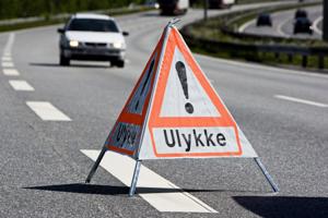 Advarer om glatte veje efter uheld