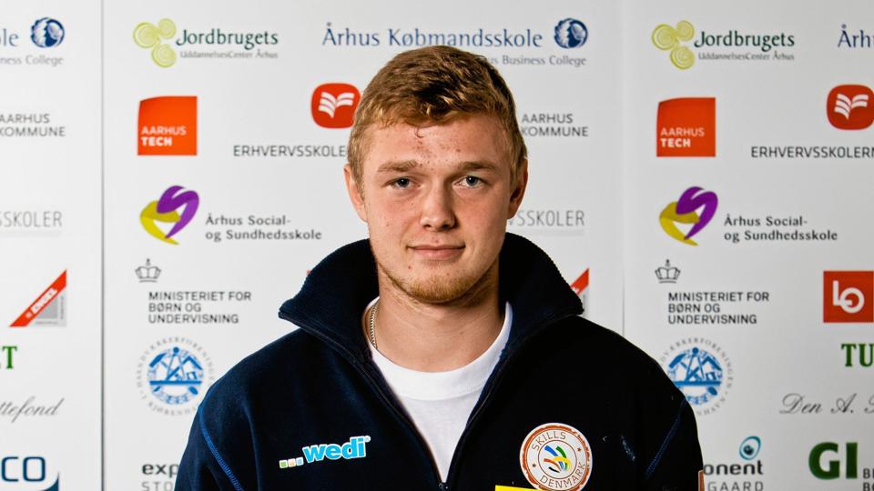 Søren Hvidberg Henriksen fra Hjørring blev bedste flisemurer ved DM i Skills. Til daglig arbejder han hos Kaj Mølbjerg A/S i Hellum.
PR-foto.