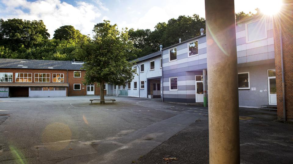 De eksisterende skolebygninger skal rages ned, hvis de foreløbige ideer skal realiseres. Arkivfoto: Lars Pauli <i>Lars Pauli</i>