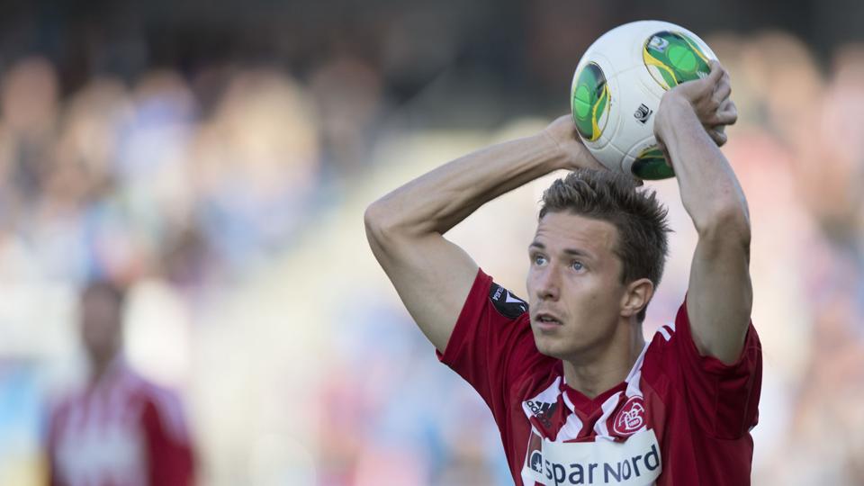 Jakob Ahlmann får en nøglerolle mod OB, hvor han dog primært skal dæmme op for fynboernes farlige kanter. Foto: Grete Dahl <i>Foto Grete Dahl</i>