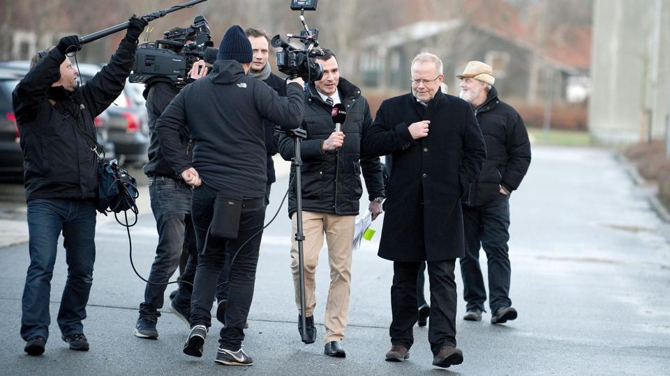 Ved den første dag i retssagen i forbindelse med EBH bank ankommer Finn Strier Poulsen her til retten. Foto Bente Poder. <i>Scanpix Denmark</i>
